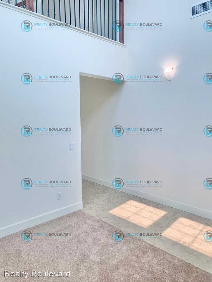 2169 Neuer Dr - Photo 3 of 50