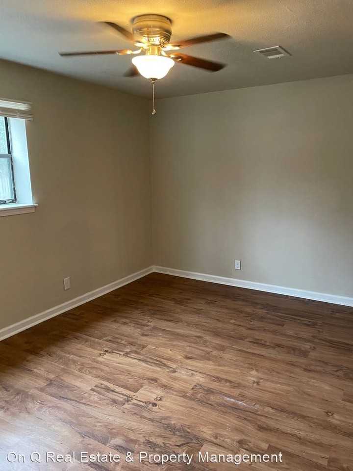 1508 Smoot - Photo 3 of 19