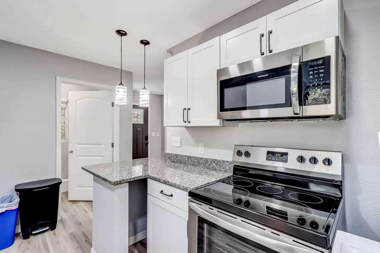 W 23rd St - Photo 5 of 10