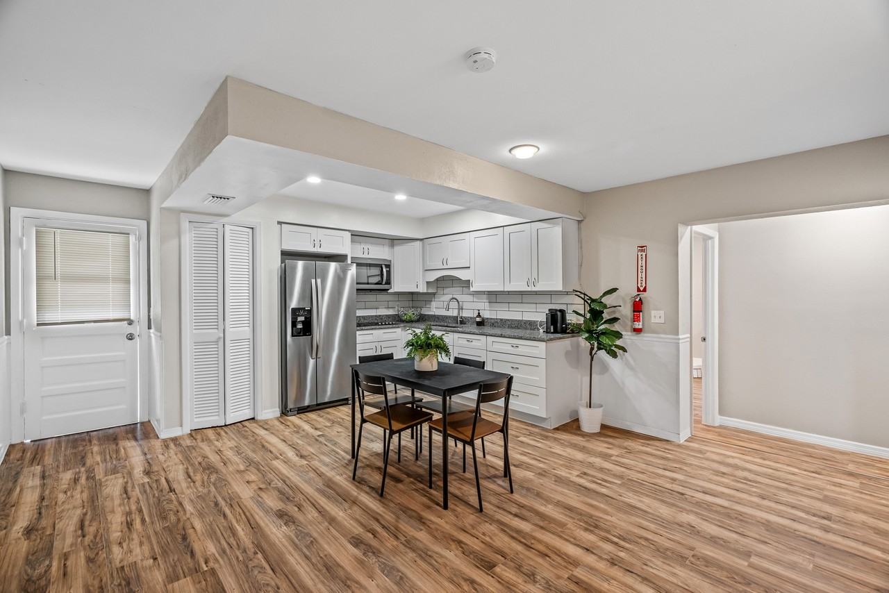 Trinity Pl - Photo 7 of 21