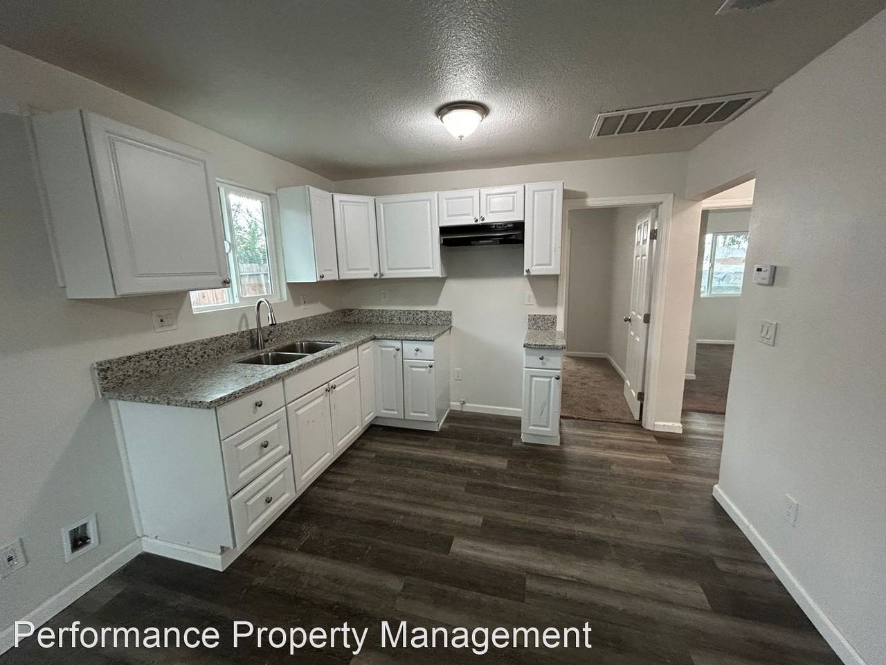 2214 Nelson St - Photo 3 of 8