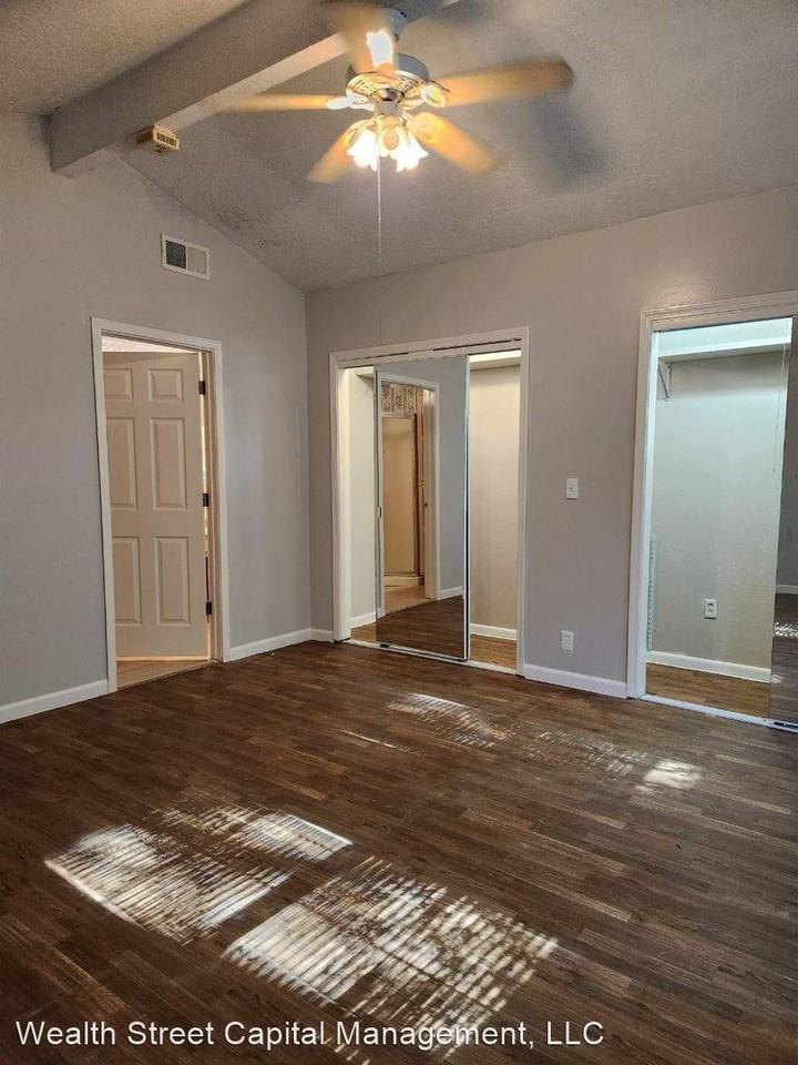 297 County Road 123 - Photo 3 of 13
