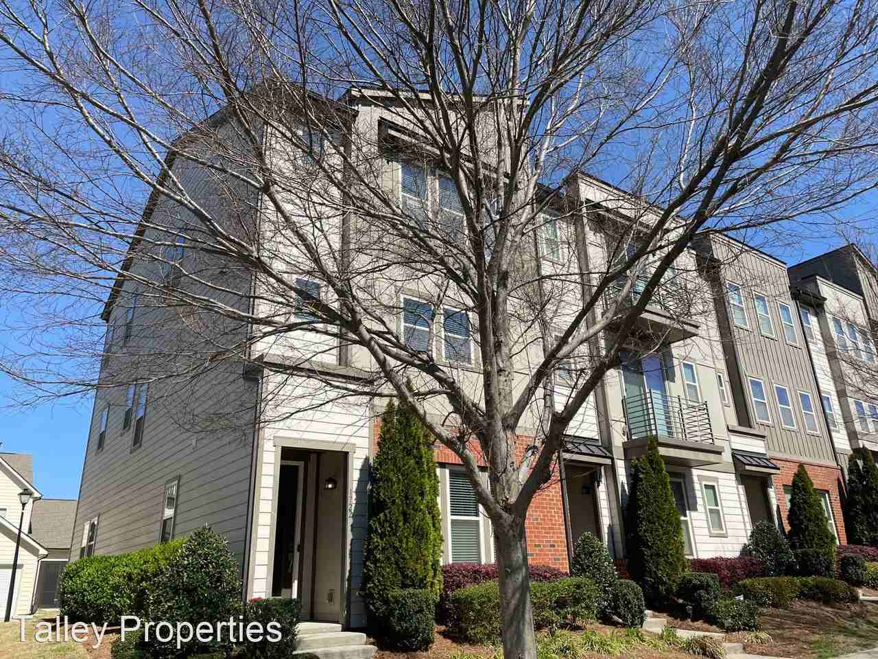 1722 Pat Garrett St - Photo 2 of 17