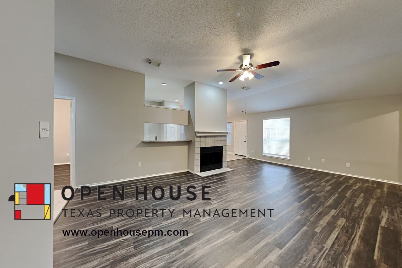810 Fairlawn St - Photo 2 of 20