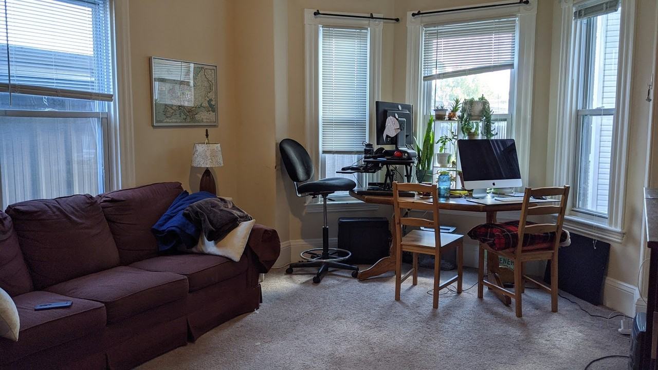 195 Green St #1 - Photo 6 of 11