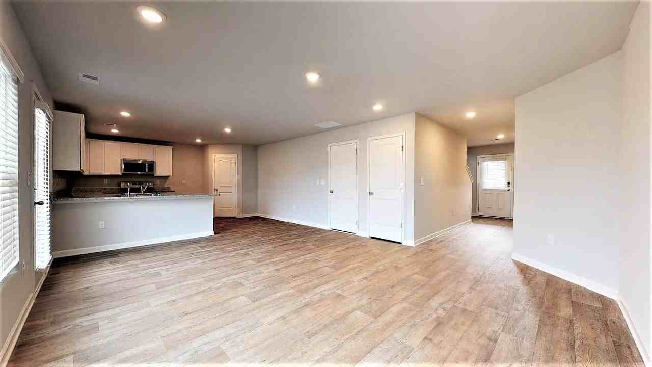1550 Friendship Rd Ne - Photo 3 of 20