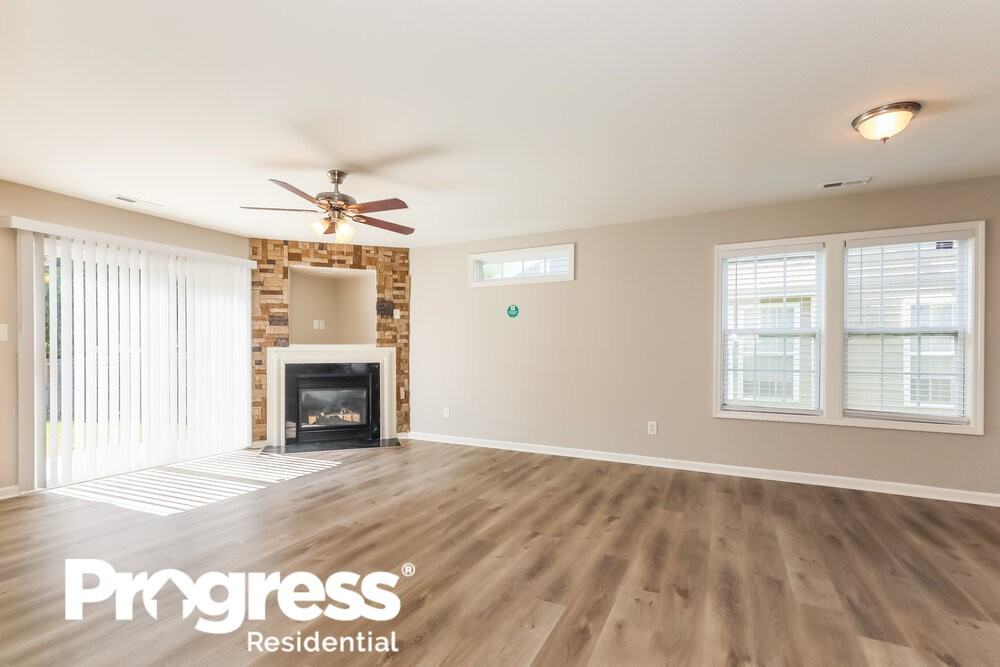 10341 Hugue Way - Photo 3 of 16