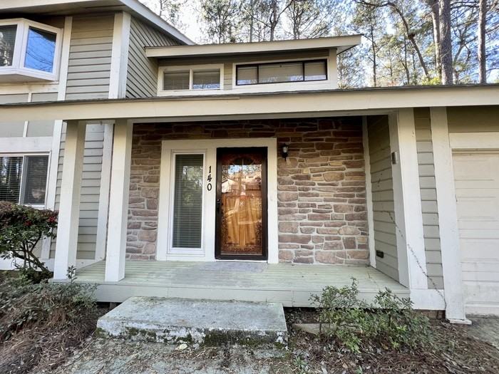 140 Forest Fern Rd - Photo 2 of 48