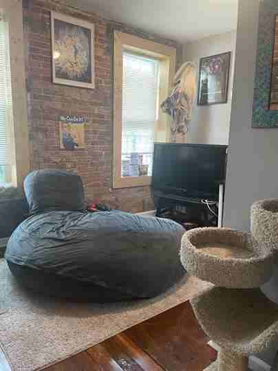 2700 California Ave #2L - Photo 2 of 19