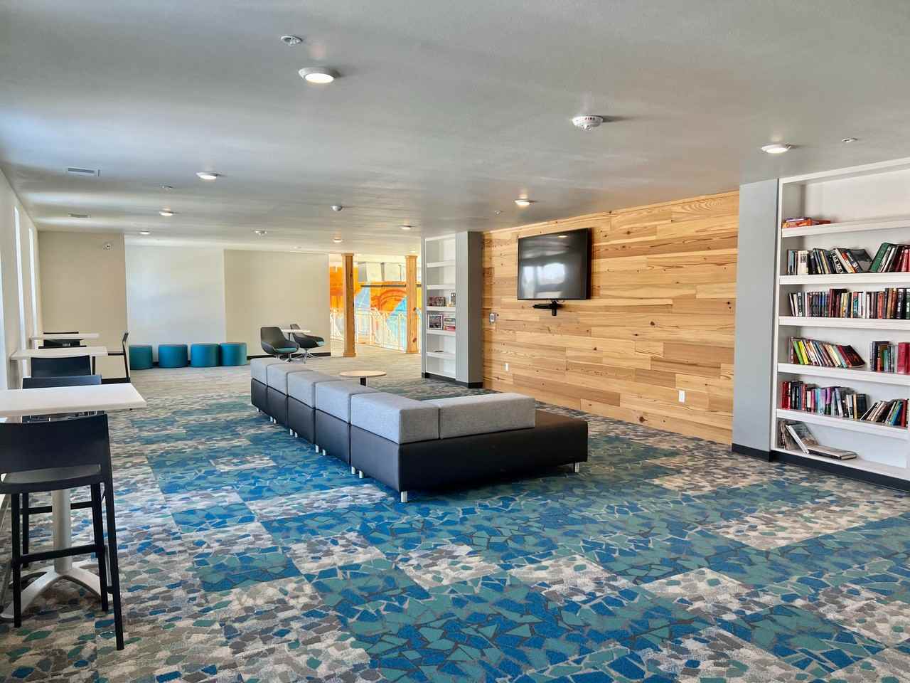 The Reserve Student Apartments - Photo 6 of 37