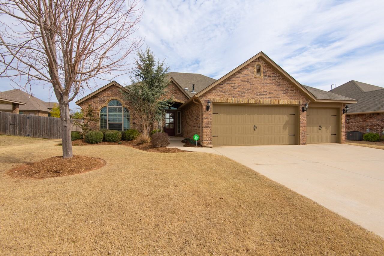 2124 Newbrook Dr #1 - Photo 2 of 34