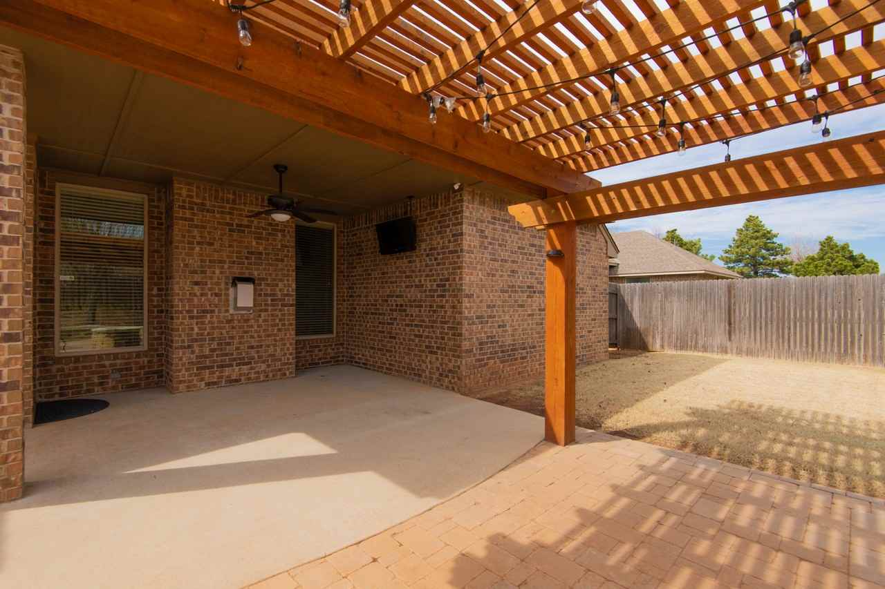 2124 Newbrook Dr #1 - Photo 6 of 34