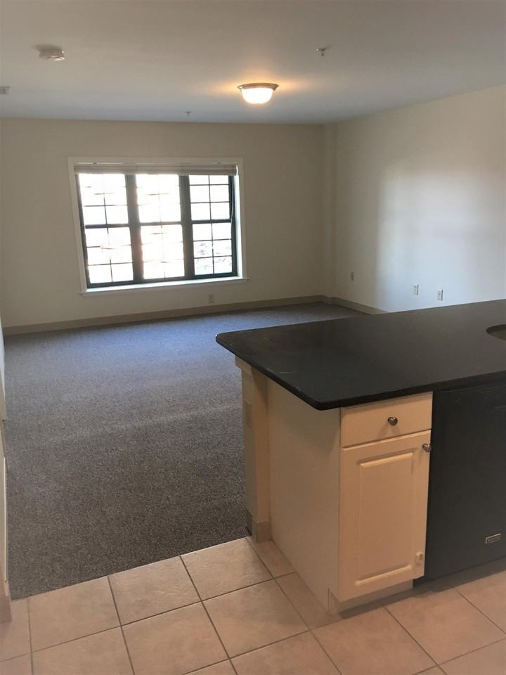 10 Florence Street402 #402 - Photo 5 of 24