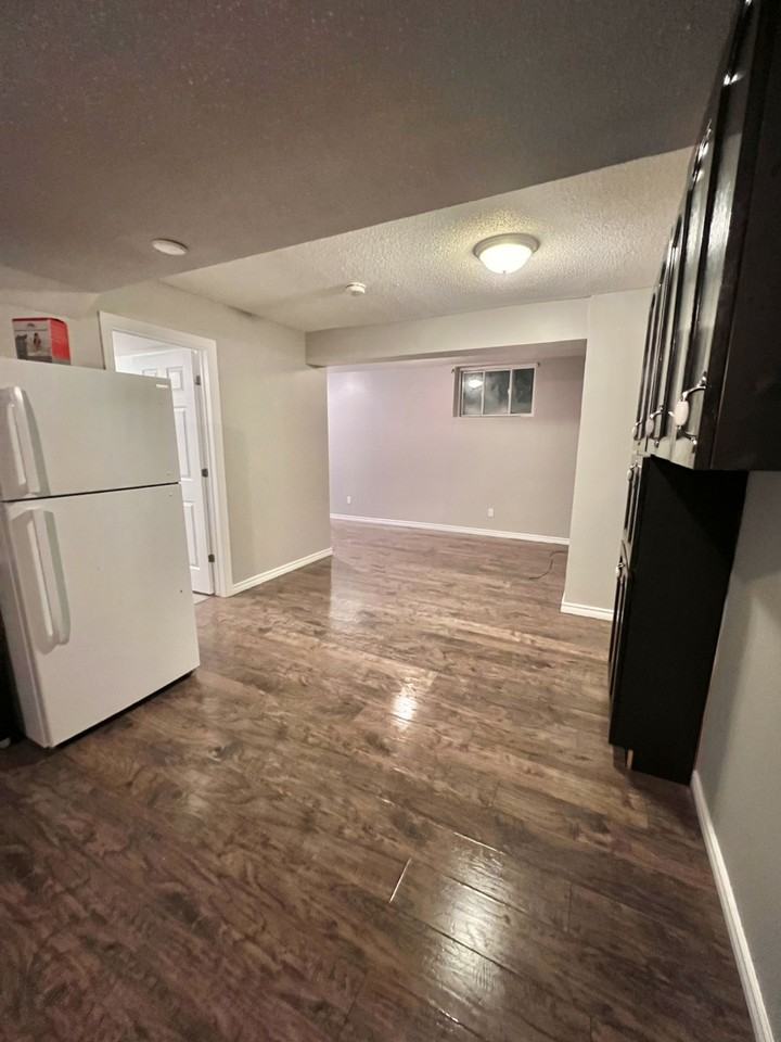 24 Bourassa St - Photo 4 of 11