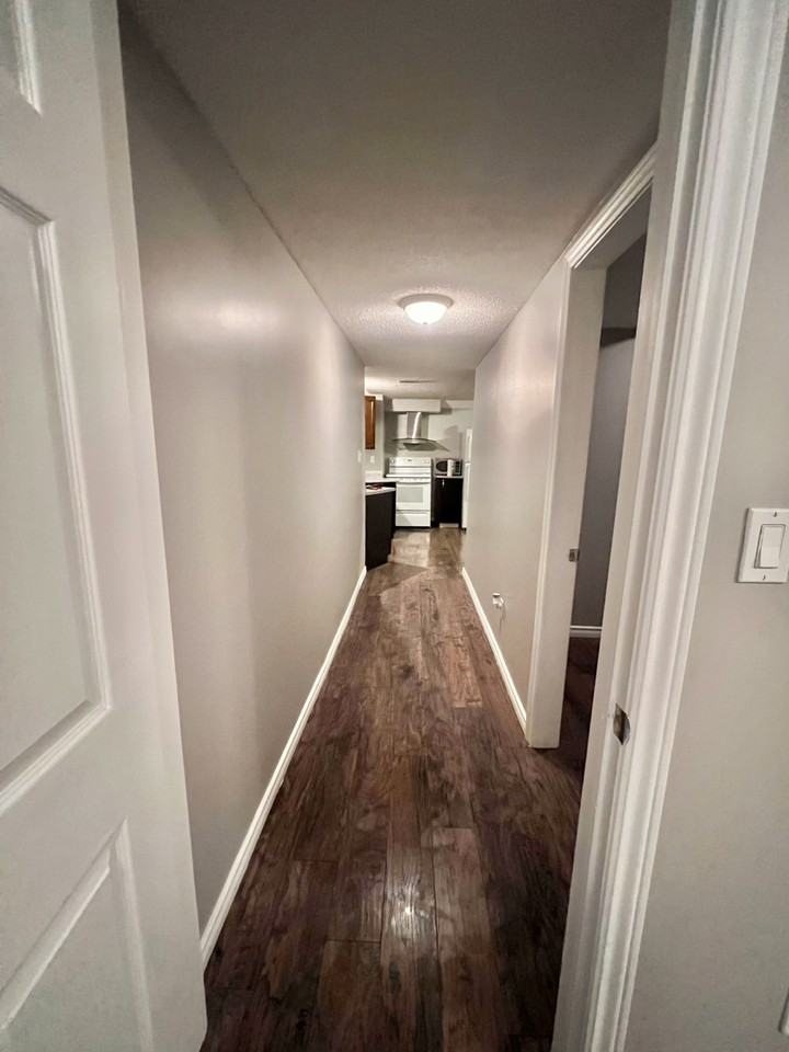 24 Bourassa St - Photo 5 of 11