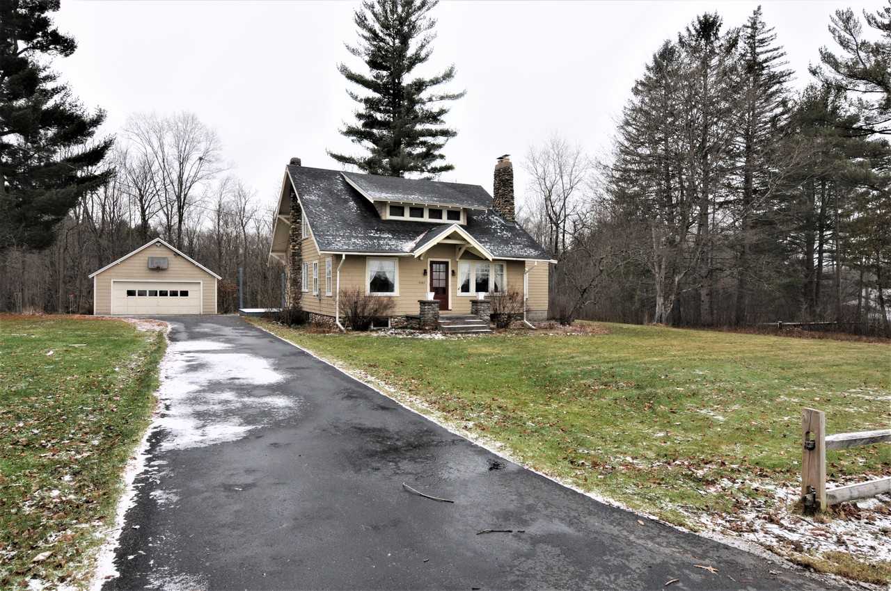 3383 South St - Photo 3 of 29