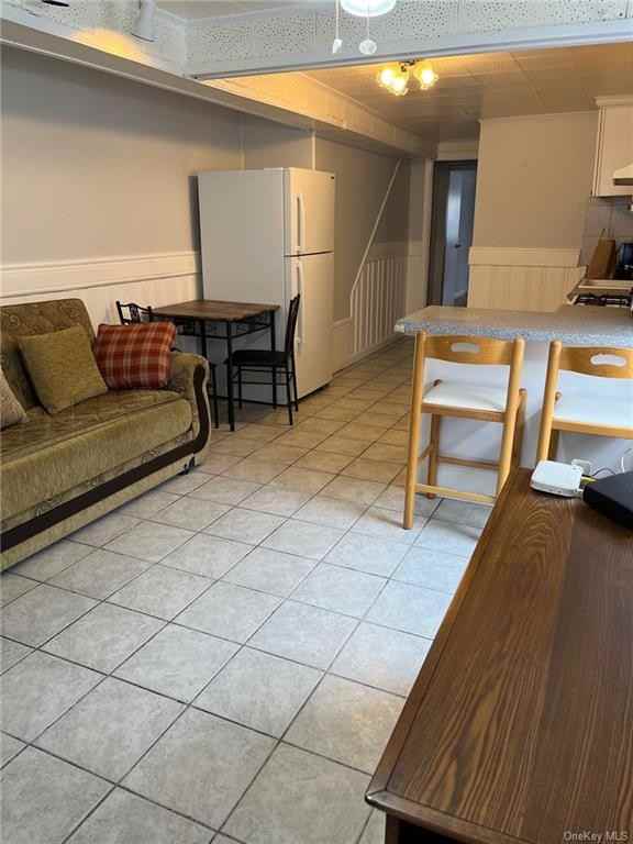 2329 Throop Ave - Photo 3 of 13