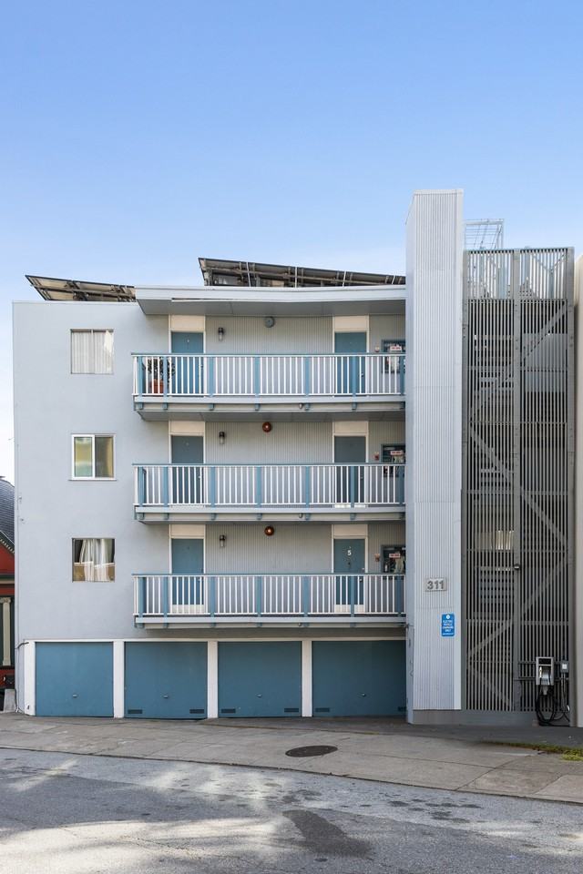 311 Corbett Avenue #9