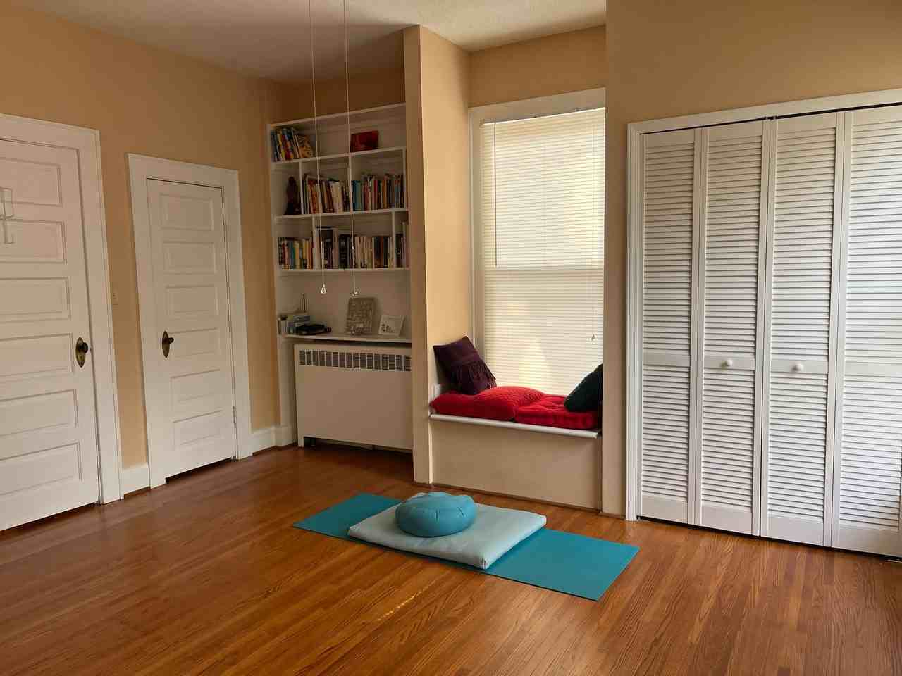 321 Union Street South #2A - Photo 3 of 6