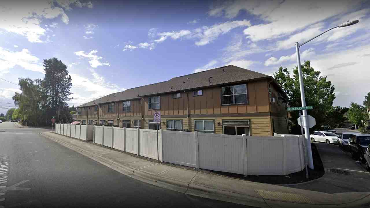 Alexander Rowhouses Apartments 19708 Sw Athena Ct 19795, Aloha, OR