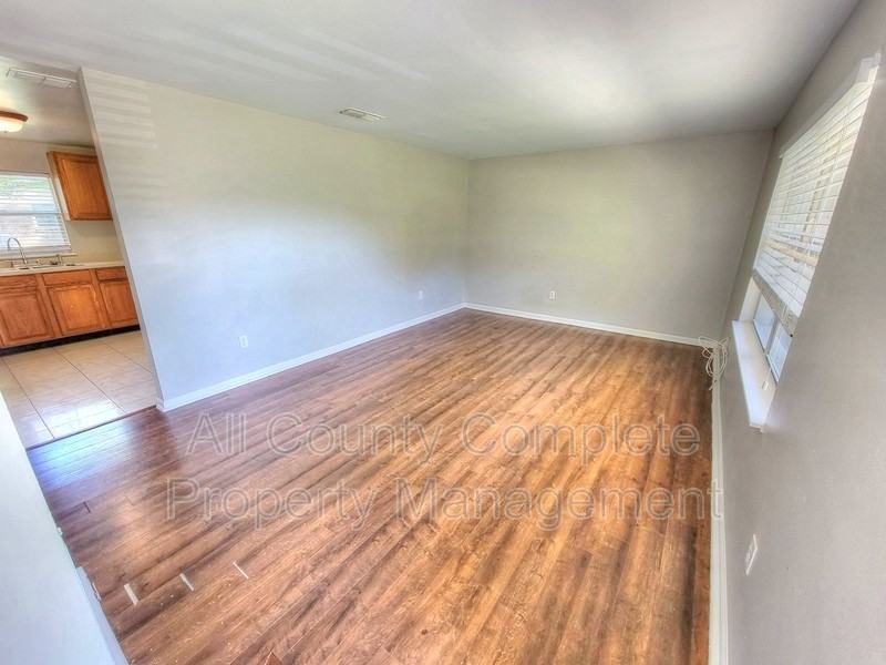 10881 Key Coral Dr - Photo 3 of 26