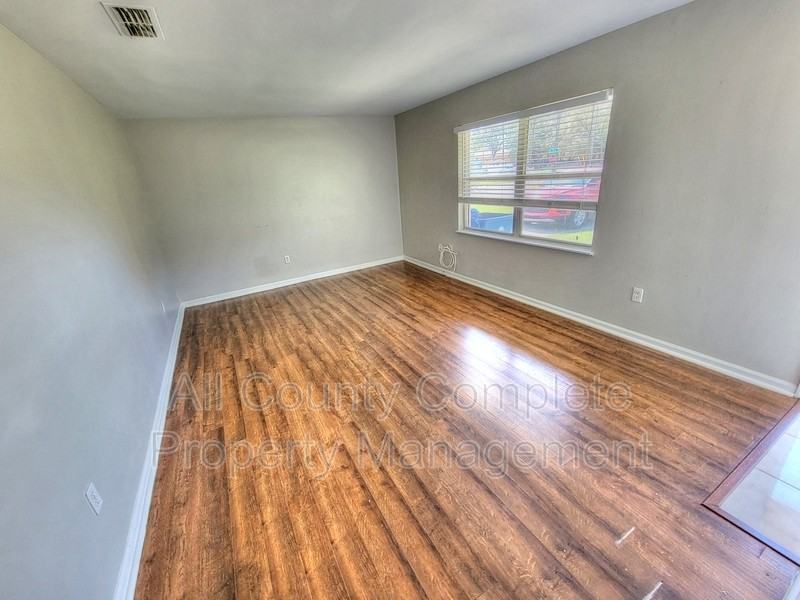 10881 Key Coral Dr - Photo 6 of 26