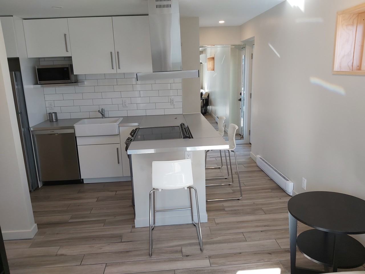 10 Sherbrooke Ave - Photo 3 of 14