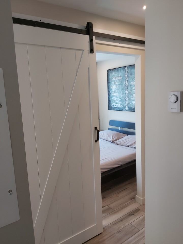 10 Sherbrooke Ave - Photo 6 of 14