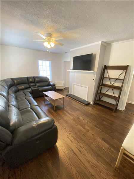 6 Oleander Ave - Photo 3 of 22