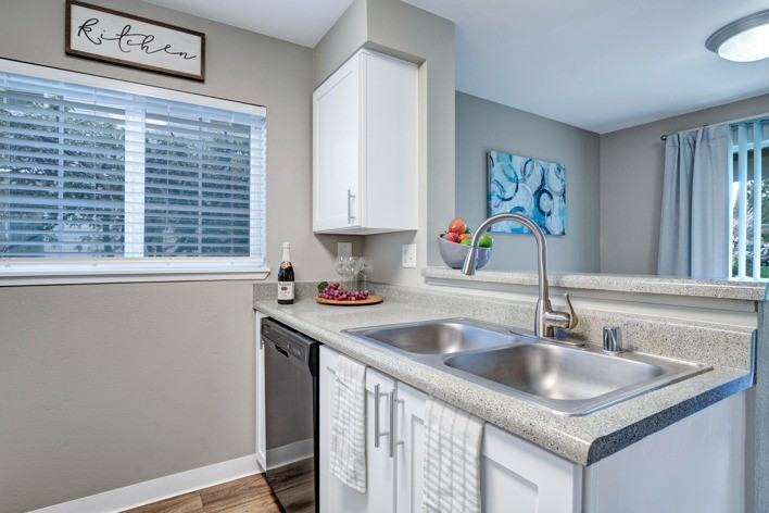 Beaumont Grand Apartment Homes - Photo 3 of 50