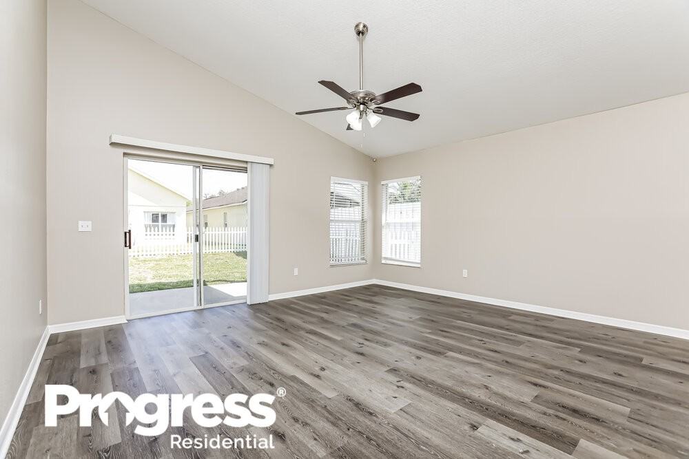186 Westmoreland Cir - Photo 3 of 21