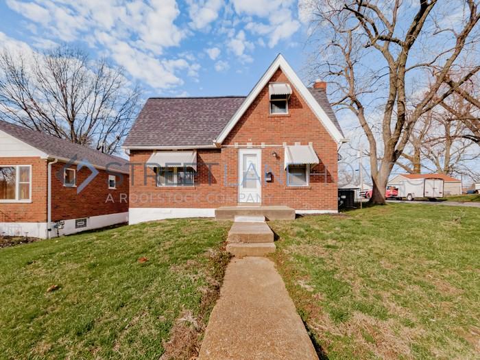 9001 Bessemer Ave - Photo 3 of 19