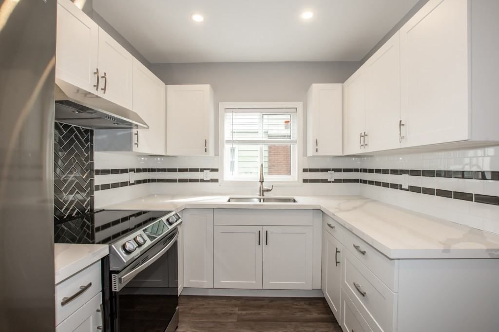 37 Chaplin Avenue Apartments 37 Chaplin Ave, St. Catharines, ON L2R