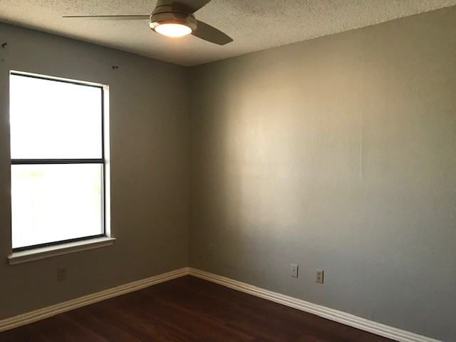 1624 Aquarena Springs Dr #1 - Photo 6 of 22