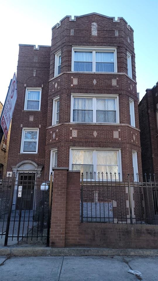 8226 S Marshfield Ave #3