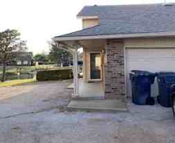 6448 W Hefner Rd #1 - Photo 1 of 1