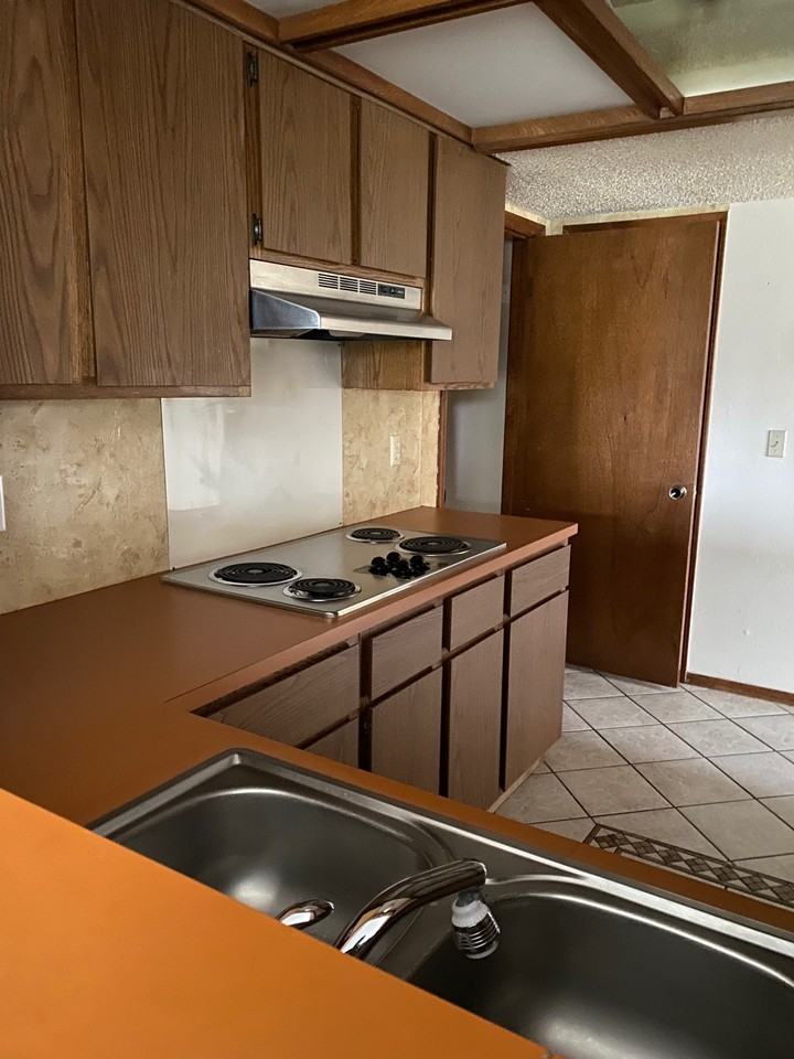 6448 W Hefner Rd #1 - Photo 3 of 48