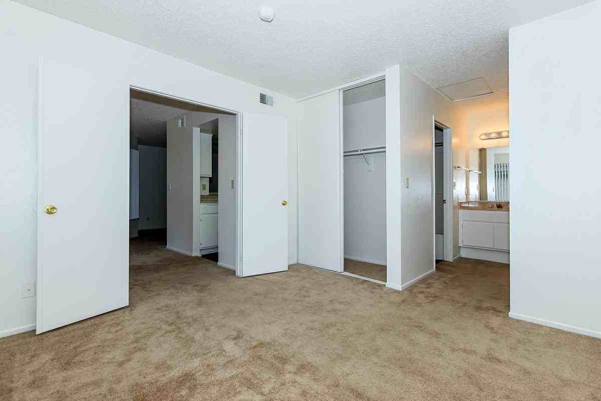 1256 W Arrow Hwy - Photo 4 of 35