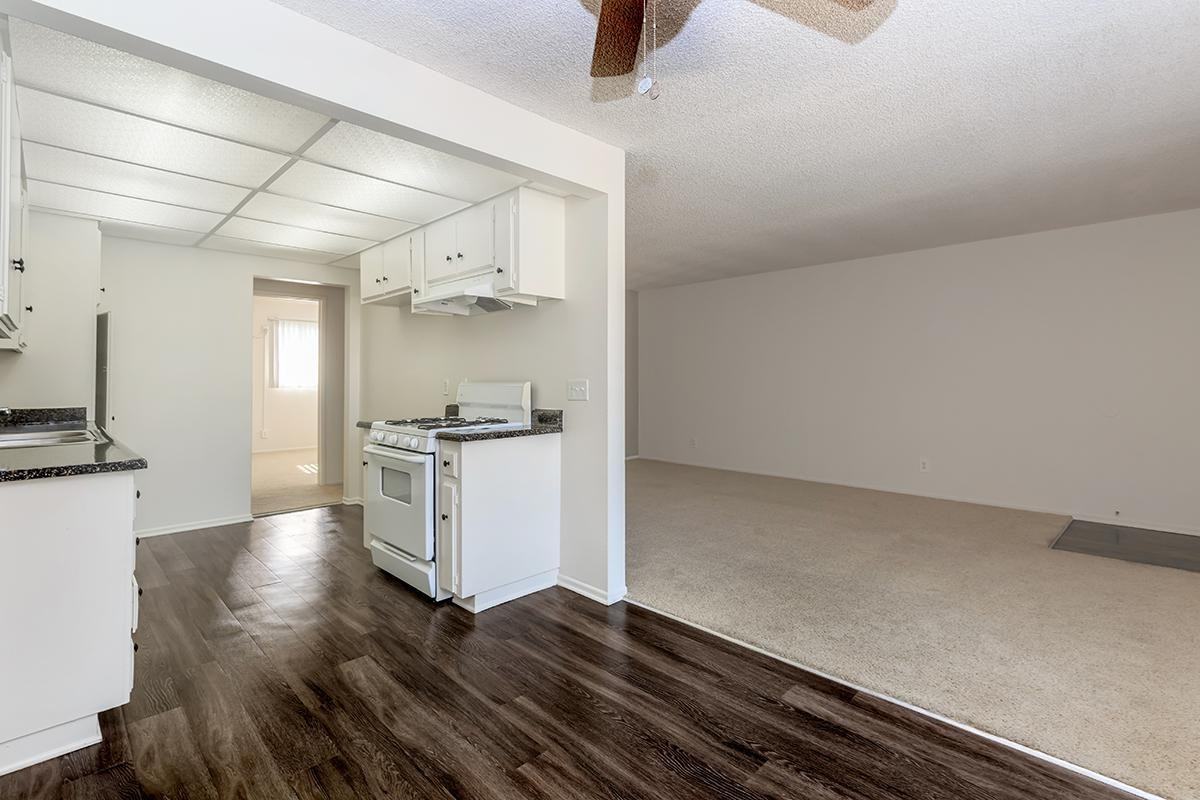 8300 Chapman Ave - Photo 6 of 45