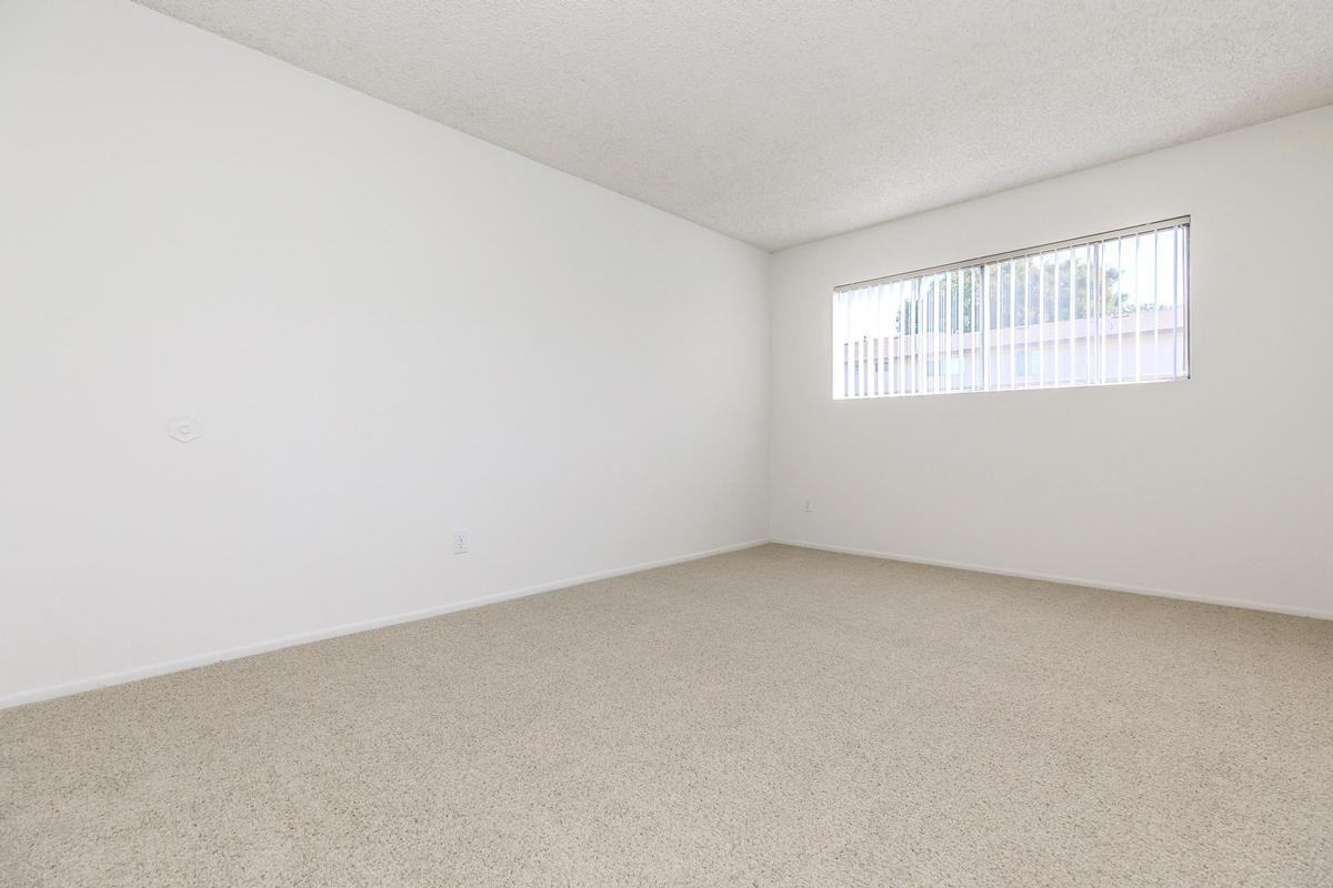 8300 Chapman Ave - Photo 2 of 45