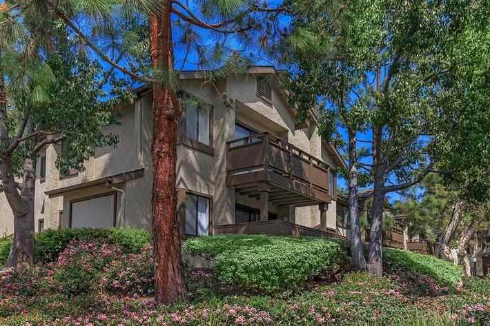 21641 Canada Rd - Photo 6 of 50