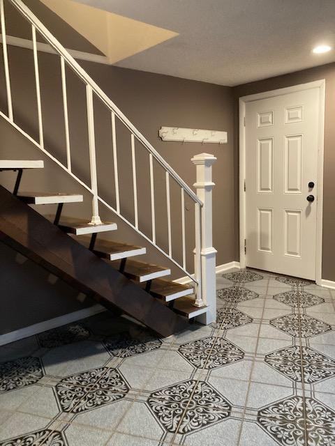 5551 Delmonte Dr - Photo 7 of 24