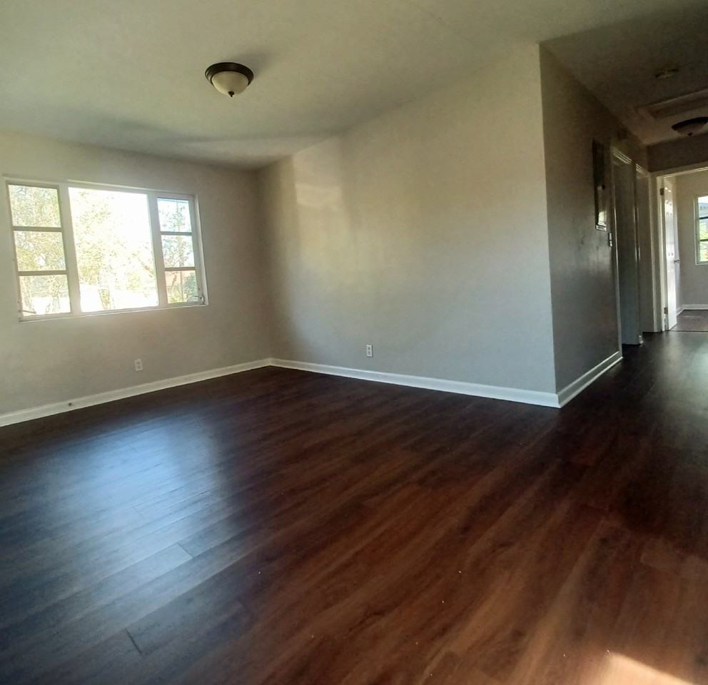 5612 Bree Rd - Photo 3 of 13