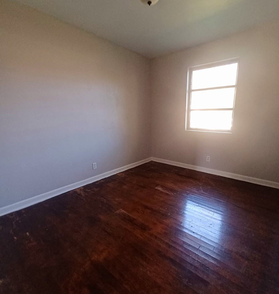 5612 Bree Rd - Photo 5 of 13