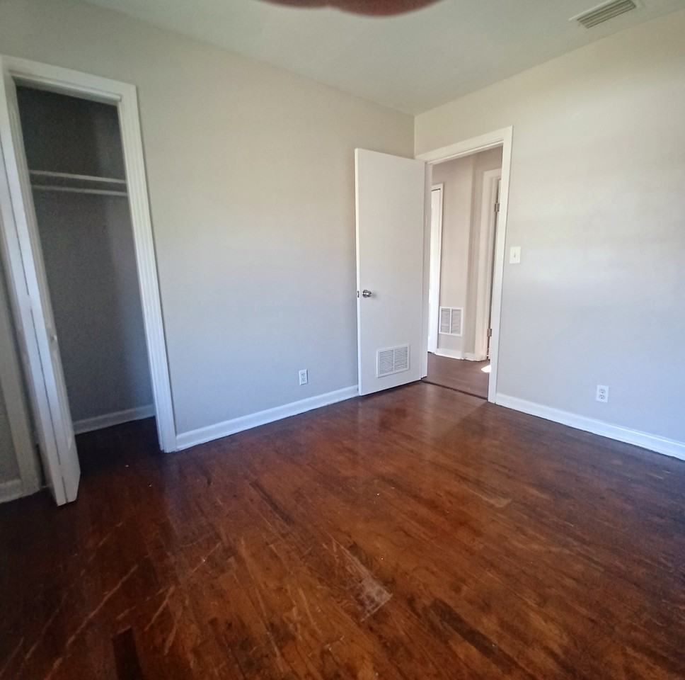 5612 Bree Rd - Photo 6 of 13