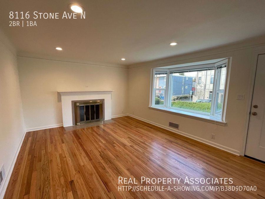 8116 Stone Ave N - Photo 2 of 13