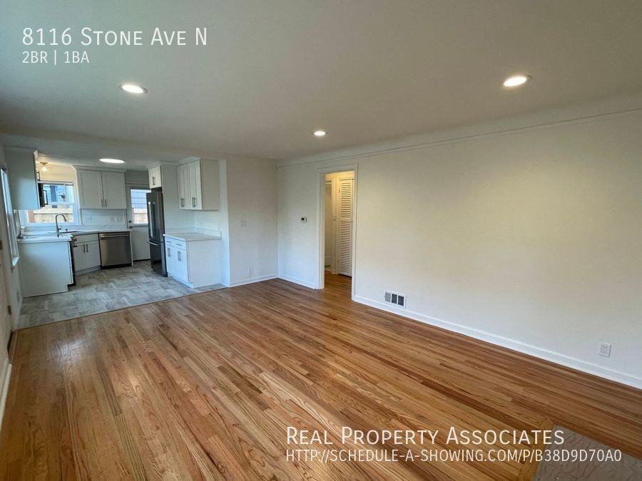 8116 Stone Ave N - Photo 3 of 13