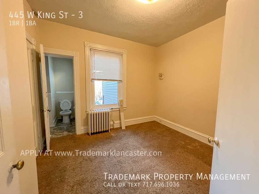 445 W King St #3 - Photo 3 of 3