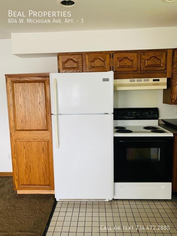 804 W Michigan Ave #3 - Photo 4 of 16