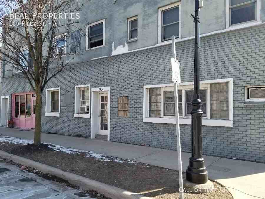 165 Riley St #A - Photo 2 of 13